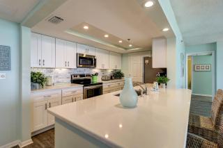 The Perfect Escape! Long Beach Resort-8th Floor-Gulf Front with AMAZING views - 3