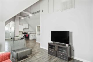 Cozy 2-Bed Urban Retreat in Downtown Detroit Private - Detroit - 5