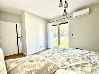 Salon z widokiem na jezioro Kisajno i 2 sypialnie - Giżycko - 7