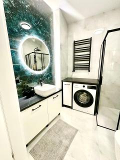 Salon z widokiem na jezioro Kisajno i 2 sypialnie - 2