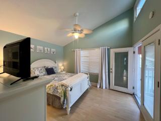 Hidden Gem Beach Home - 1