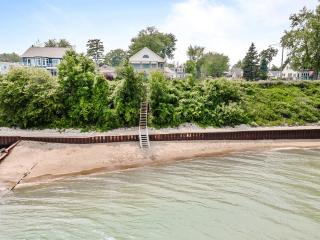 Lake Huron Getaway by arc Rental Management - Lexington - 2