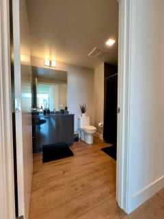 The Daisy-Highrise 2BR Marina View,Pool,Jacuzzi,Gym&Parking - San Diego - 3
