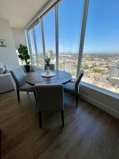 The Daisy-Highrise 2BR Marina View,Pool,Jacuzzi,Gym&Parking - San Diego - 5