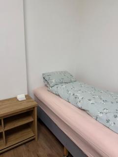 Wellesley Apartments - Great Clacton - 7