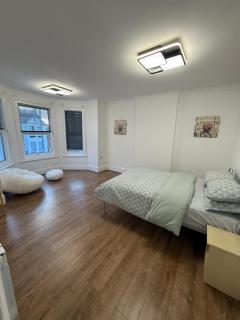 Wellesley Apartments - Great Clacton - 3