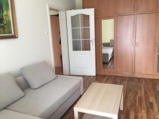 Traugutta 142 Apartment - Balcony & Lift - Breslavia - 0