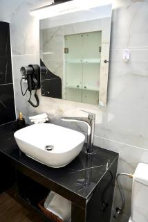 Large apartment in Ermoupoli - Ermoupoli - 8