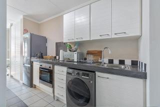 The Paddocks Pearl -115 - Fourways - 6