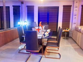 The House of Praise 2Bd - - 6