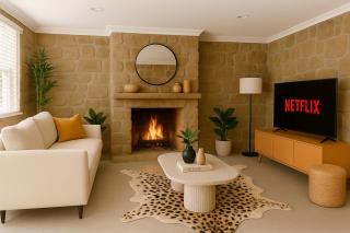 The Flinstones Luxury Stone Stay - Sidney - 6