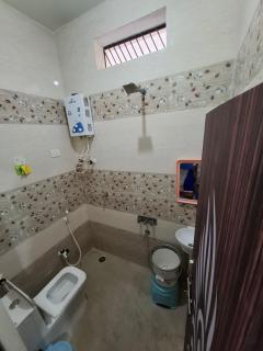 Stone & story home - New Hampi - 2