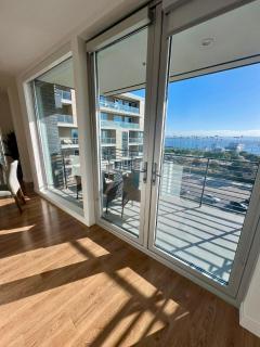 The lavender-Modern 2BR in downtown with stunning Marina View - San Diego - 7