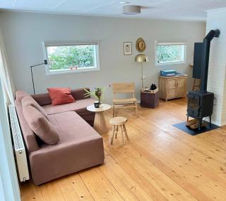 Charming forest house with fairytale forest garden - Wateren - 9