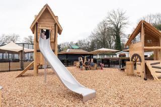 Modern chalet, family oriented holiday suites near the forest and lake - Harderwijk - 9