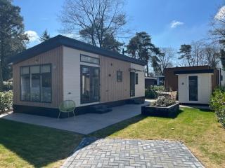 Modern chalet, family oriented holiday suites near the forest and lake - Harderwijk - 4
