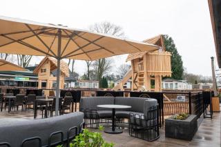 Modern chalet, family oriented holiday suites near the forest and lake - Harderwijk - 1