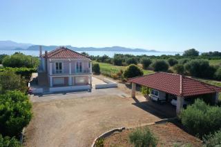 Villa of luxury and serenity - Kiveri - 8