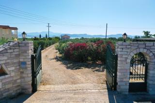 Villa of luxury and serenity - Kiveri - 1