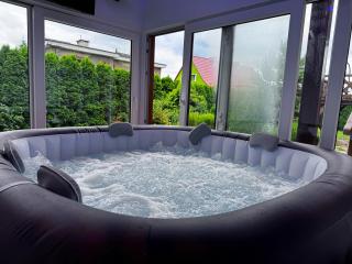 Apartamenty Panorama Trzech Gór z SAUNĄ i JACUZZI - Wałbrzych - 0
