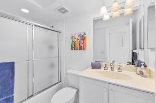 Stunning Ocean And Bay View Apartment In Bonita Fl - 4