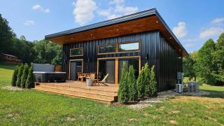 The Mysa - Couples Retreat, Luxe, Sauna, Hot tub - 7