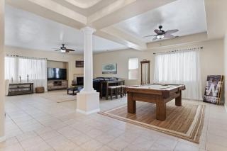 Stylish Silver Falls 4BR KING Master Game Room - Bakersfield - 4