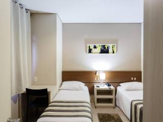 Hotel Sol By MRHotelaria - Curitiba - 3