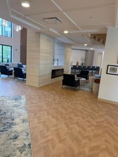Modern & Spacious Stay in Prime Location Parking - 4