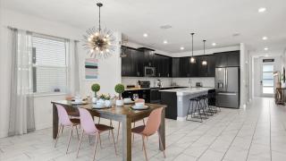 Upstay ChampionsGate Home w Pool BBQ & Game Room - Kissimmee - 8