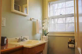 Lofted Cape Cottage by Leavetown Vacations - South Yarmouth - 3