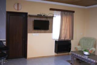 Sun-Kissed House - 5