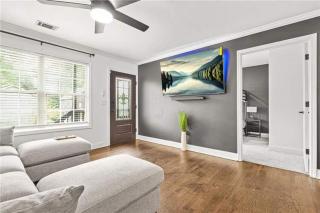 NEW! West Midtown Home Near Attractions & Airport, 4BD 2BR - 7