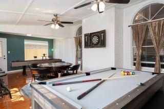 Houston Escape Heated Pool Cabana & Game Room - Atascocita - 7
