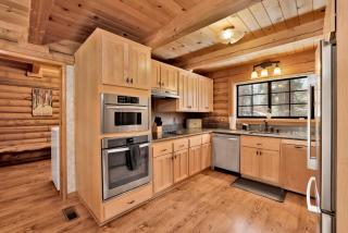 Woodland log #1887 - 0