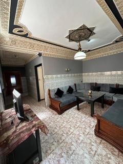 Appartement 4eme étage deux facade - Al-Ḥoseyma - 4