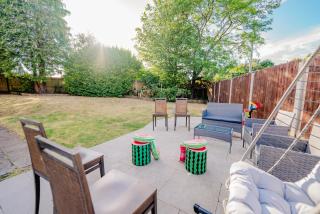 Spacious 7 Bedroom 5 Bathroom Mansion with Parking - Cardiff - 4