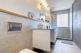 RentApart Sadova - 3