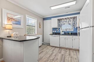 Gorgeous 2 Bedroom Condo for 6! Summer Times Unit 8 - Myrtle Beach - 8
