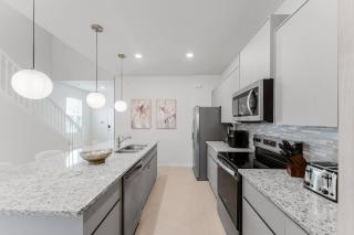 Family 7BR Villa Near Disney Parks - 2
