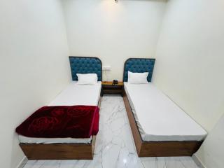 Hotel Aadi Shree Inn - 6