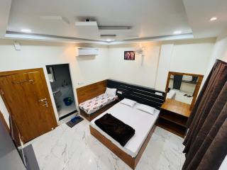 Hotel Aadi Shree Inn - 3