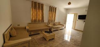 Maison avec piscine - Shanīnī - 8