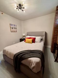 The Monarch Unit 10 - 3