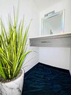 ESJ Studio with Beach Access - San Juan - 7
