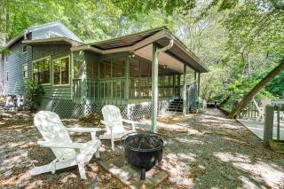 Cartecay River Retreat with Yard and Screened Porch! - Ellijay - 9