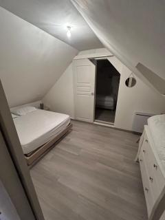 gite des châteaux - - 2