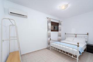 The Sheriff's Beach House - Longos - 1