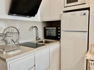 SAN 65 - Apartamento Reformado - Centrico - 2 min Centro - 700 m playa - Wifi - 6