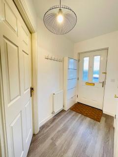 Elegant 3BR house in Glasgow - - 4